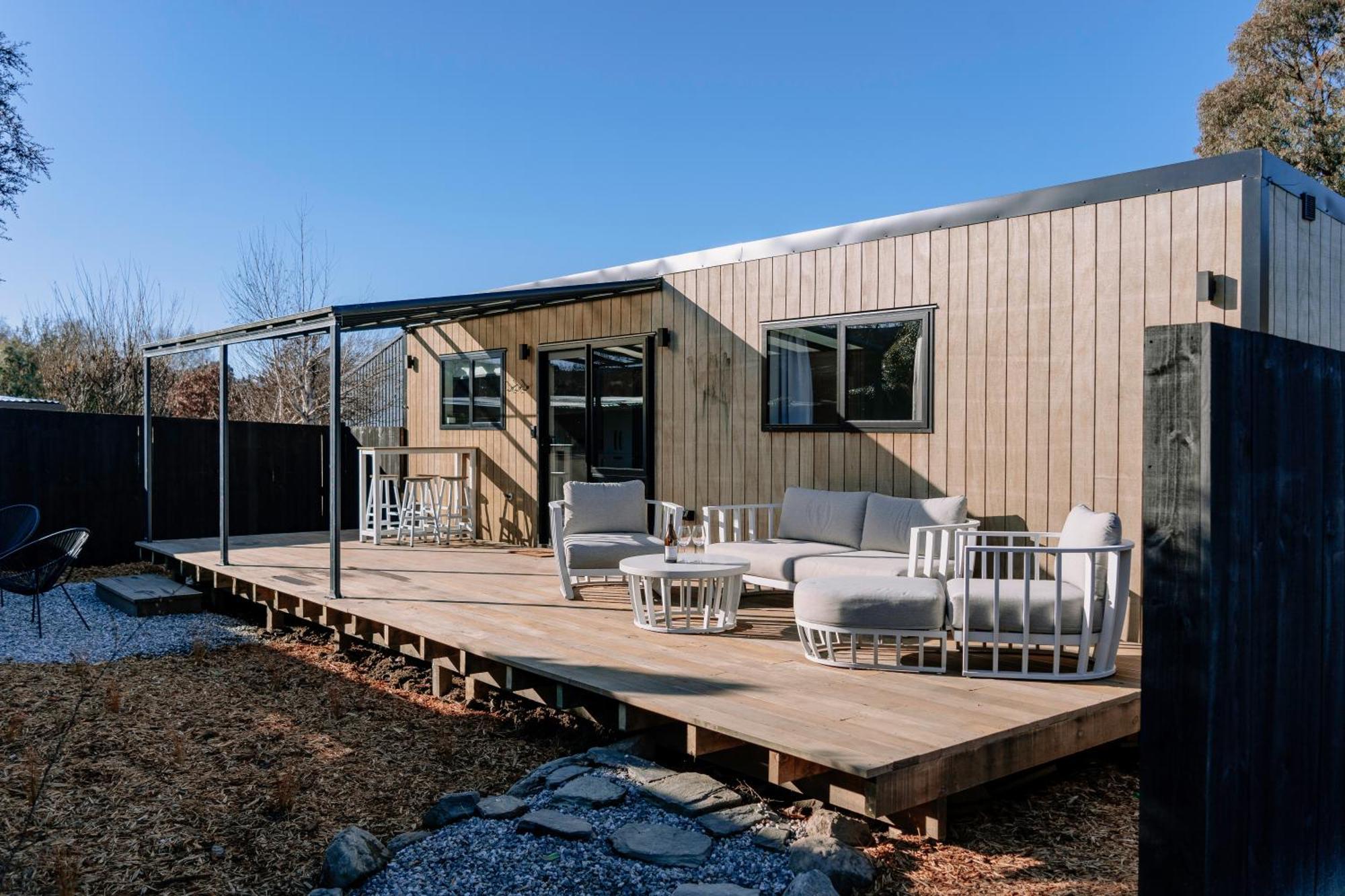 Mountain Cabin - Central, Cosy And Cute With Views Wanaka Exterior photo