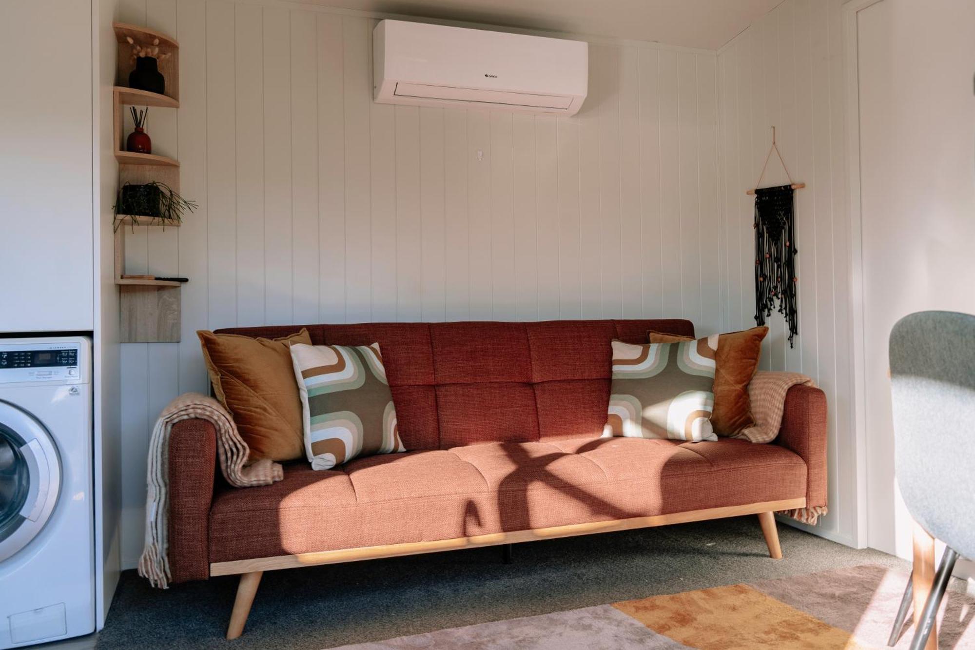Mountain Cabin - Central, Cosy And Cute With Views Wanaka Exterior photo